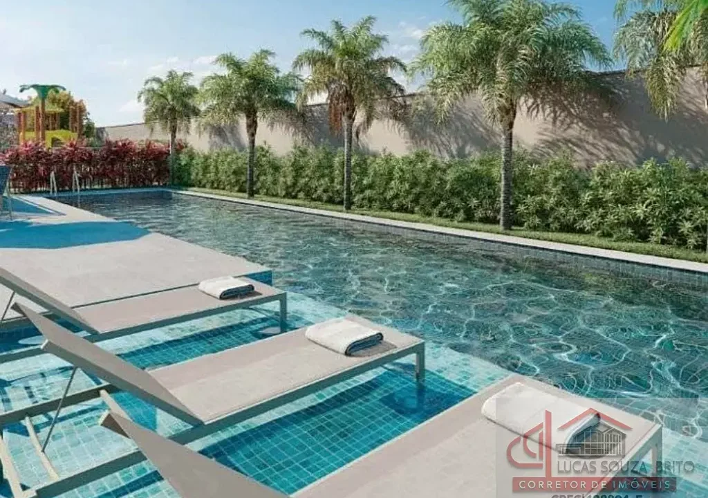 Maximo-Vila-Mascote-Piscina
